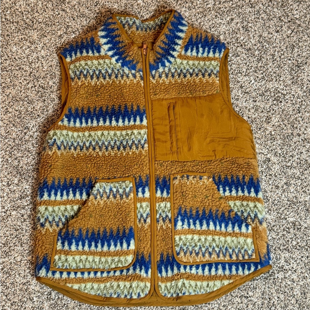 Women's Patterned Fleece Vest in Blue and Brown